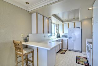 , 2595 Ocean Front walk, San Diego, CA 92109 - 6