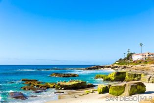 , 370 Nautilus, La Jolla, CA 92037 - 4