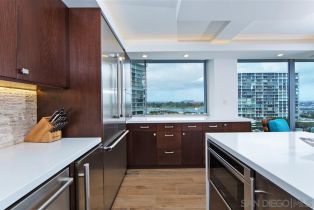 , 1760 Avenida del Mundo, Coronado, CA 92118 - 8