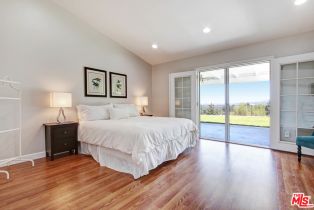 Single Family Residence, 24648 Eilat st, Woodland Hills, CA 91367 - 12