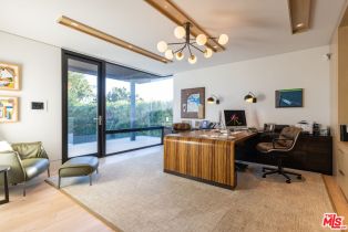 Single Family Residence, 814 Toulon dr, Pacific Palisades, CA 90272 - 31