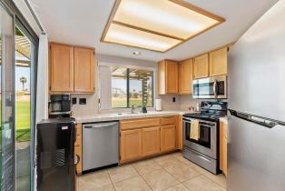 Condominium, 41691 Kansas st, Palm Desert, CA 92211 - 4