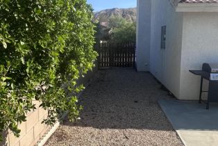 Single Family Residence, 66711 Yucca dr, Desert Hot Springs, CA 92240 - 14