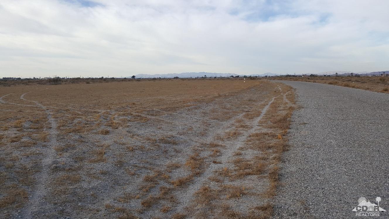 , 1121 Sea Wind ave, Thermal, CA 92274 - 1