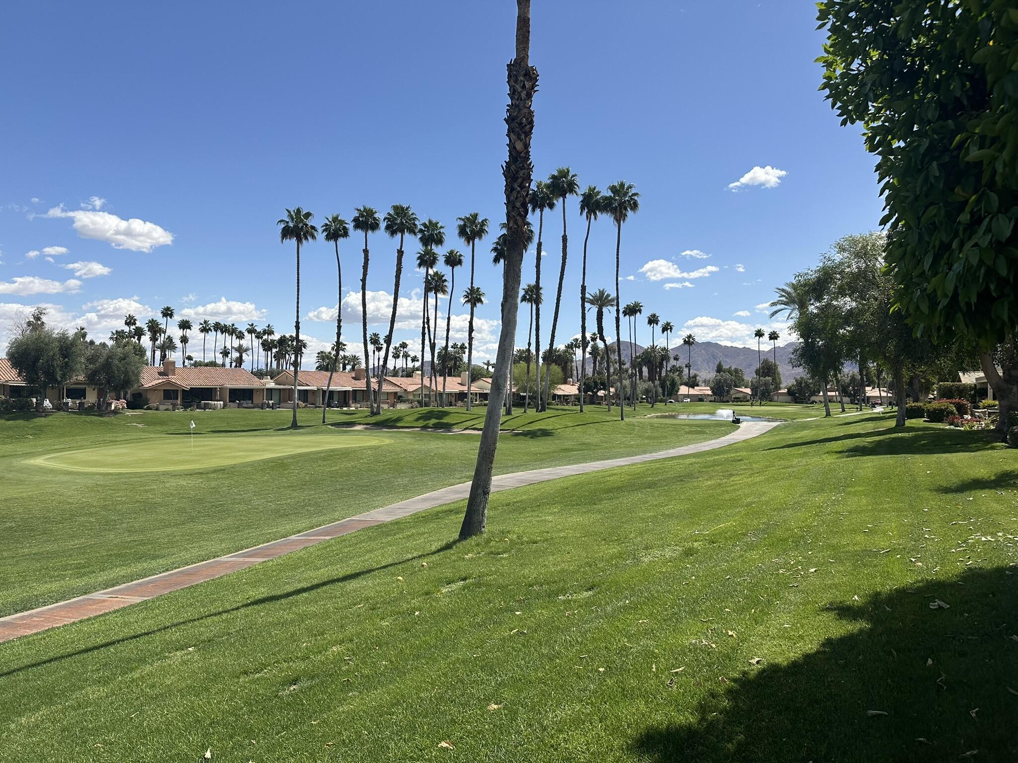 Condominium, 186 Madrid ave, Palm Desert, CA 92260 - 1