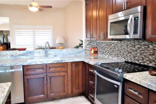 Condominium, 72346 Sommerset dr, Palm Desert, CA 92260 - 8