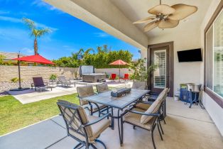 Single Family Residence, 102 Bel Canto ct, Palm Desert, CA 92211 - 7