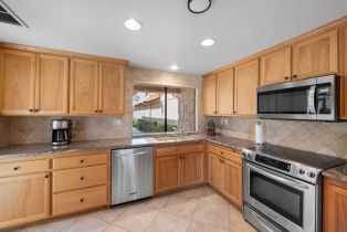 Condominium, 156 Camino Arroyo, Palm Desert, CA 92260 - 8