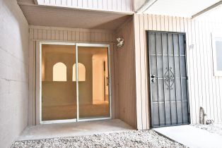 Condominium, 2825 N Los Felices rd, Palm Springs, CA 92262 - 2