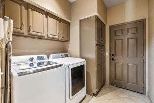 Single Family Residence, 44401 Kings Canyon ln, Palm Desert, CA 92260 - 39