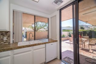 Single Family Residence, 11 Wake Forest ct, Rancho Mirage, CA 92270 - 37