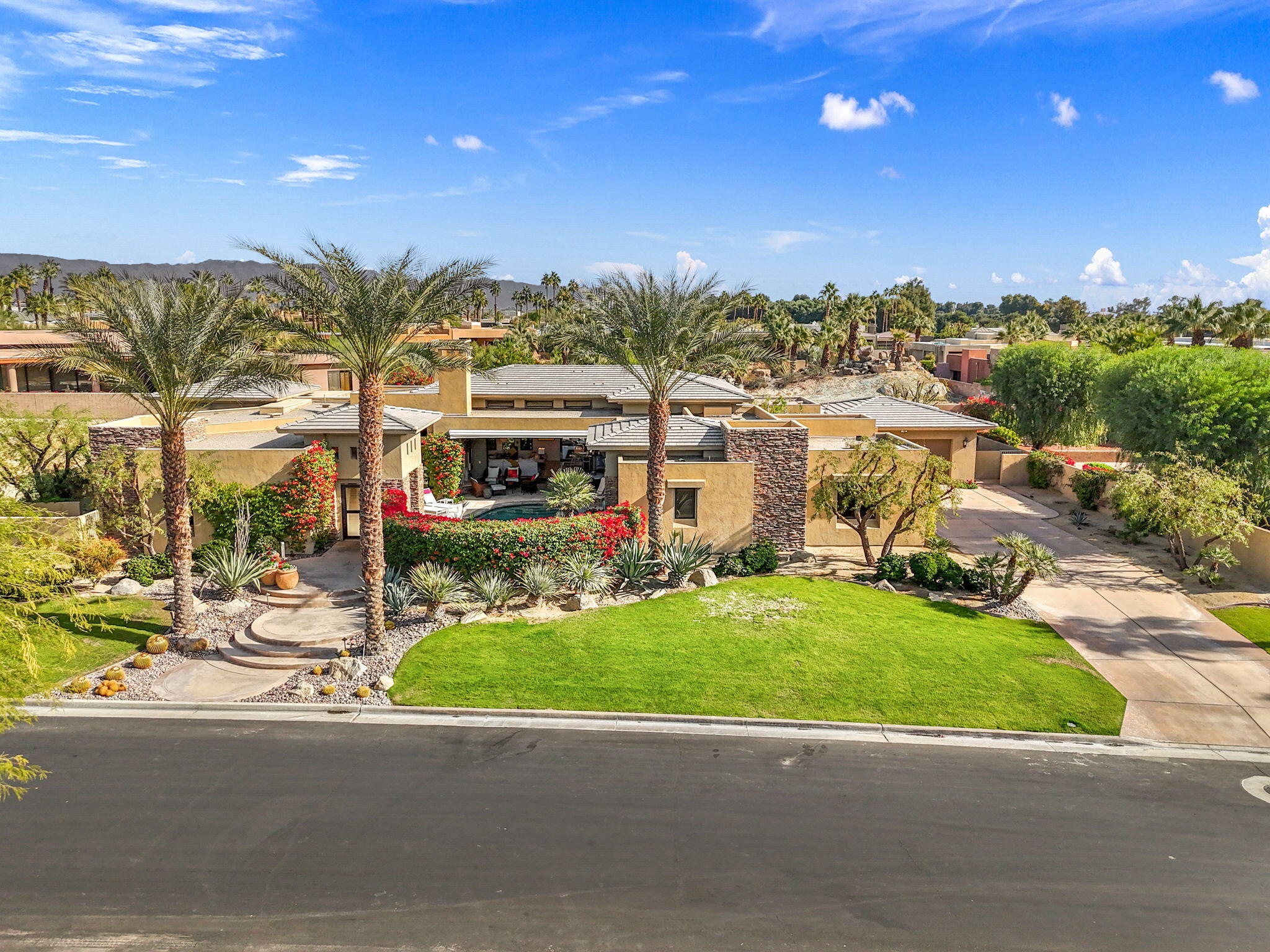 Single Family Residence, 41 Ambassador cir, Rancho Mirage, CA 92270 - 1