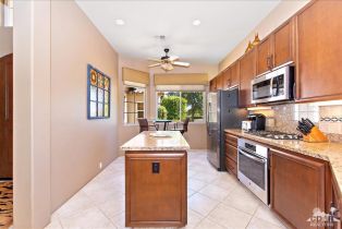 Condominium, 48010 Via Vallarta, La Quinta, CA 92253 - 6