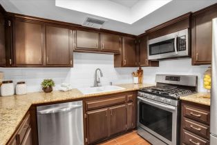 Condominium, 2017 E Colombard Drive, Palm Springs, CA  Palm Springs, CA 92264