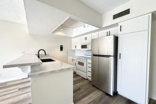 Condominium, 1655 E Palm Canyon Drive, Palm Springs, CA  Palm Springs, CA 92264