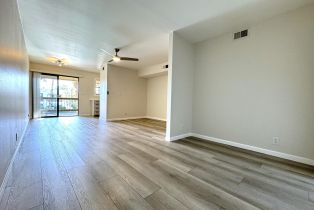 Condominium, 5300 Waverly dr, Palm Springs, CA 92264 - 2