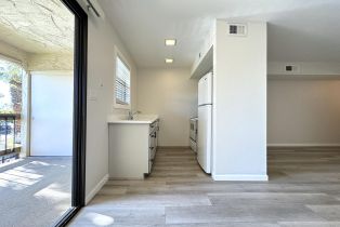 Condominium, 5300 Waverly dr, Palm Springs, CA 92264 - 4