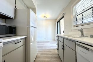 Condominium, 5300 Waverly dr, Palm Springs, CA 92264 - 5