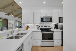 Condominium, 111 Racquet Club dr, Rancho Mirage, CA 92270 - 5