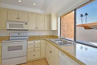 Condominium, 2217 Los Patos dr, Palm Springs, CA 92264 - 9