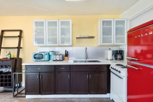 Condominium, 1111 Palm Canyon dr, Palm Springs, CA 92264 - 13