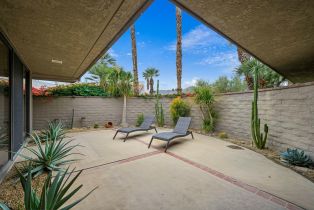 Single Family Residence, 130 Columbia dr, Rancho Mirage, CA 92270 - 23
