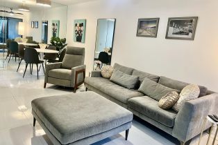 Condominium, 680 N Ashurst Court, Palm Springs, CA  Palm Springs, CA 92262