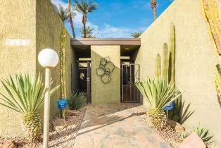 Condominium, 2725 Palm Oasis st, Palm Springs, CA 92264 - 3