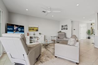 Single Family Residence, 37354 Turnberry Isle dr, Palm Desert, CA 92211 - 13