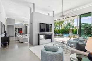 Single Family Residence, 425 Via Las Palmas, Palm Springs, CA 92262 - 33