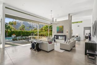 Single Family Residence, 425 Via Las Palmas, Palm Springs, CA 92262 - 35