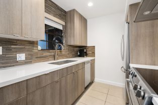 Condominium, 5300 E E Waverly Dr Drive, Palm Springs, CA  Palm Springs, CA 92264