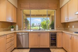Condominium, 437 Desert Holly dr, Palm Desert, CA 92211 - 12
