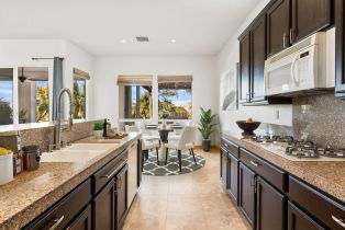 Single Family Residence, 74062 Jeri ln, Palm Desert, CA 92211 - 4