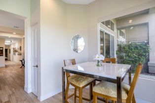 Condominium, 440 Desert Holly dr, Palm Desert, CA 92211 - 10