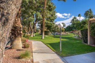 Condominium, 2561 N Whitewater Club dr, Palm Springs, CA 92262 - 4