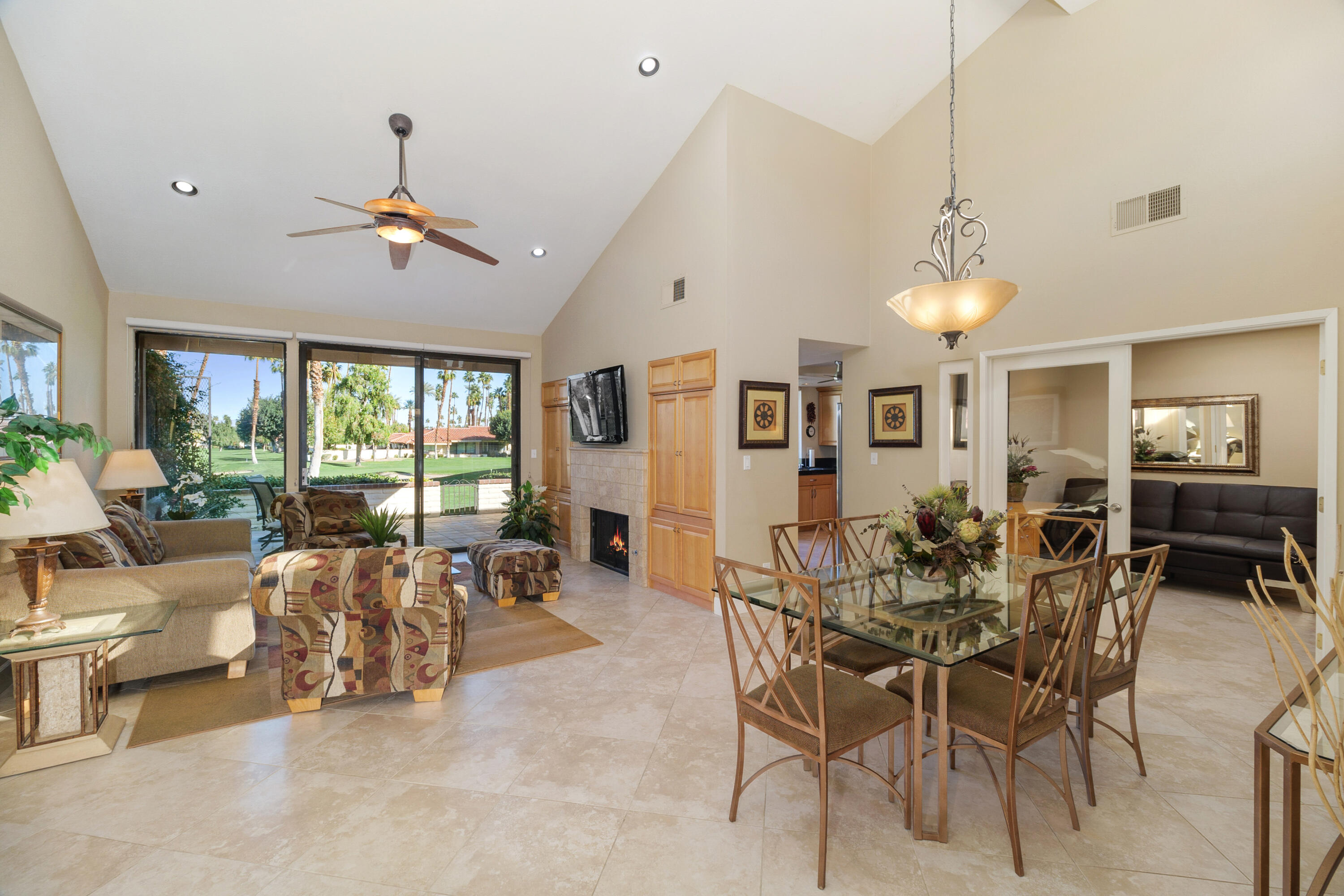 Condominium, 240 Santa Barbara cir, Palm Desert, CA 92260 - 1