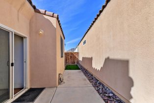 Single Family Residence, 47635 Soft Moonlight, La Quinta, CA 92253 - 16