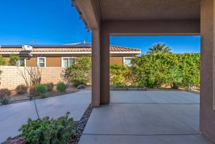Single Family Residence, 4 Loch Ness Lake ct, Rancho Mirage, CA 92270 - 10