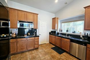 Single Family Residence, 151 St Thomas pl, Rancho Mirage, CA 92270 - 11