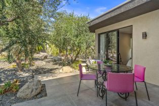 Single Family Residence, 427 Avenida Caballeros, Palm Springs, CA 92262 - 57