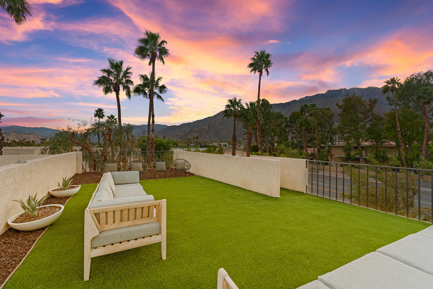 Condominium, 200 Racquet Club rd, Palm Springs, CA 92262 - 1