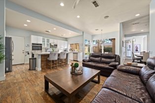 Single Family Residence, 33 Via Amormio, Palm Desert, CA 92260 - 8