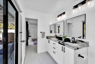 Single Family Residence, 1110 Vista Chino, Palm Springs, CA 92262 - 24