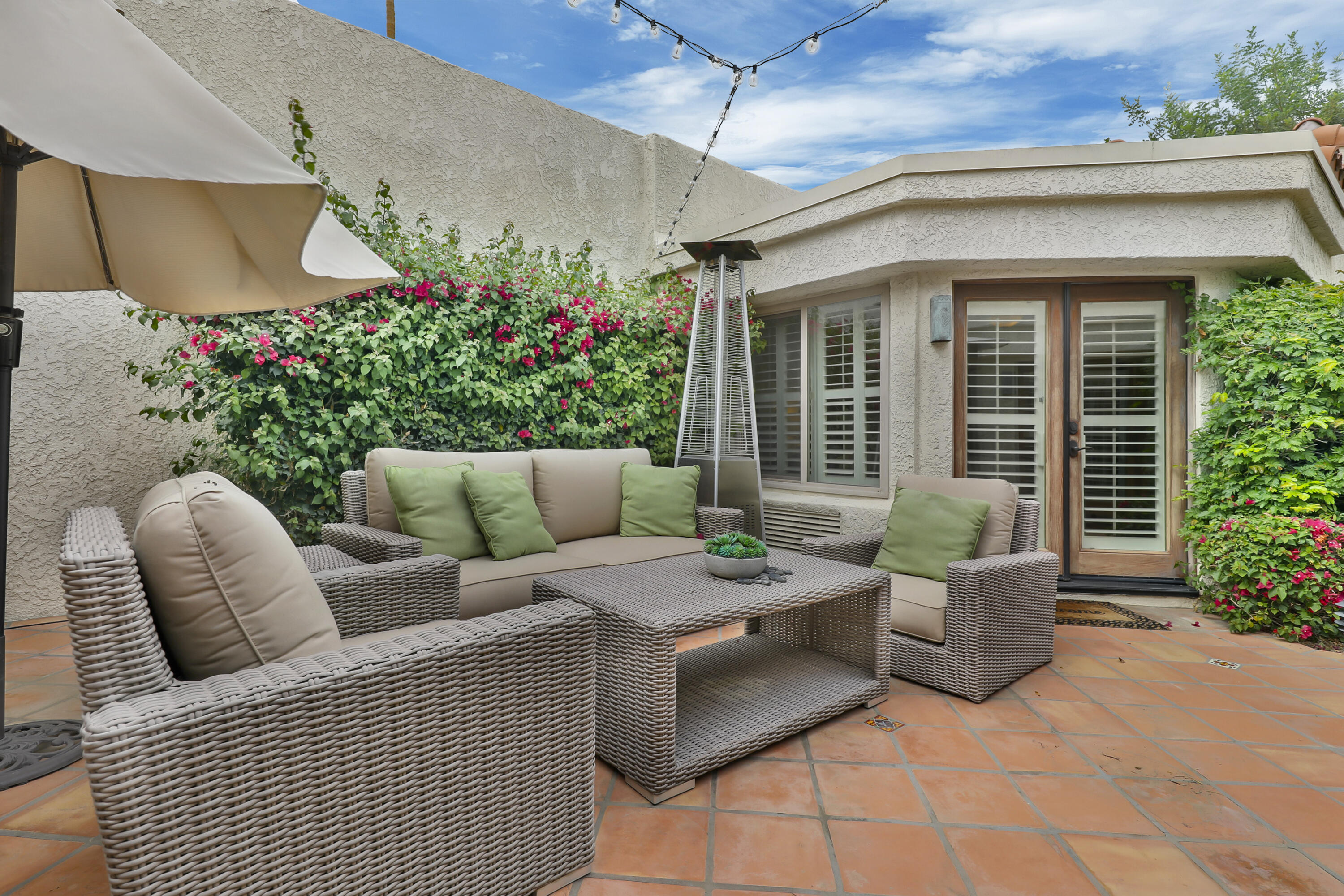 Condominium, 77463 Calle Mazatan, La Quinta, CA 92253 - 1