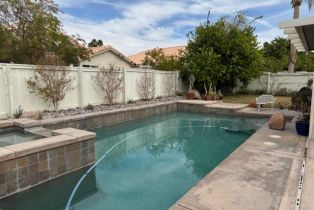 Single Family Residence, 230 Strada Fortuna, Palm Desert, CA 92260 - 10