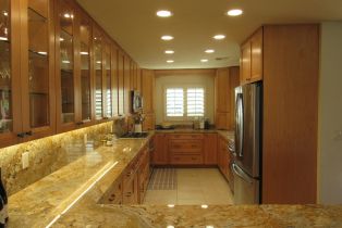 Condominium, 48440 Racquet Lane, Palm Desert, CA  Palm Desert, CA 92260