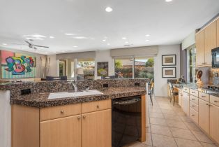 Single Family Residence, 136 Via Solaro, Rancho Mirage, CA 92270 - 19