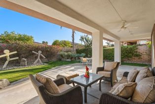 Single Family Residence, 136 Via Solaro, Rancho Mirage, CA 92270 - 32