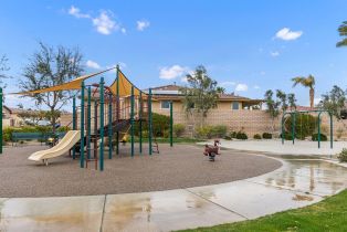 Single Family Residence, 136 Via Solaro, Rancho Mirage, CA 92270 - 38